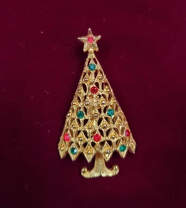 VINTAGE TANCER II GOLD TONE RHINESTONE CHRISTMAS TREE PIN BROOCH FREE SHIPPING - Picture 1 of 2