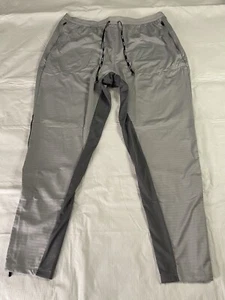 Pantaloni da corsa Nike Dri-Fit Phenom Elite in maglia da uomo nuovi con etichette grandi grigi CU5504-077 - Foto 1 di 12