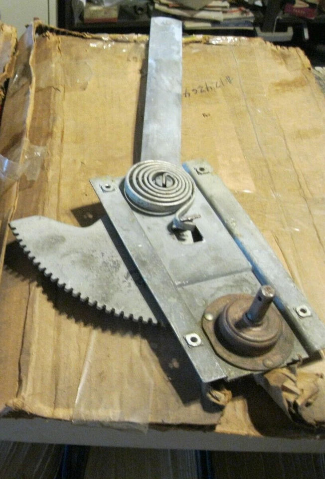 Nuevo Mopar 1949-1952 Chrysler, Desoto, Dodge regulador ventana delantera izquierda, 4 puertas Foto 1 de 3