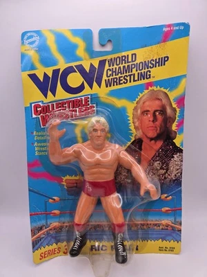 Figura de acción de lucha libre Ric Flair 1994 WCW Red Trunks World Championship Foto 1 de 4