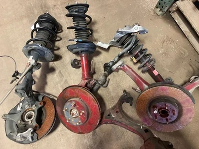 Conjunto de rodilla de pasajero derecho Chevrolet Aveo 07-11 1 k OEM LKQ Foto 1 de 2