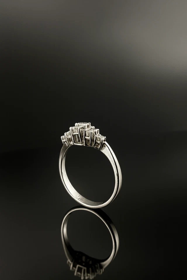 585  Gold Ring mit Diamanten 0,30 Karat  Diamantring in 18Kt Weißgold Gr 2,9 💍 - Bild 1 von 4