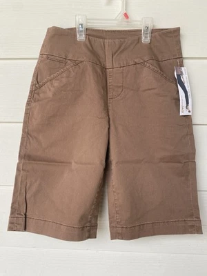 Pantalones Cortos JAG Jeans Calce Clásico Pull-On Para Mujer Bermudas Ainsley Talla 4 MARRÓN Foto 1 de 4