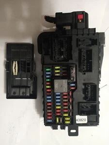 P/N AT4T 15604 BB FORD EDGE 2008-2010 OEM BCM FUSE BOX - Bild 1 von 13