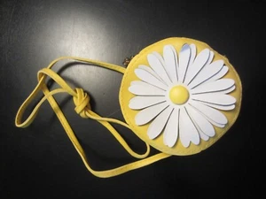 NUEVO Bolso Bandolera Cartera Niño Pequeño Amarillo Imitación Cuero Grande Blanco Margarita - Imagen 1 de 4