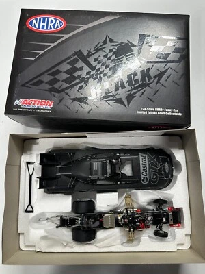 Ashley Force Castrol GTX ARC 2009 etiqueta negra 1:24 NHRA coche divertido autografiado Foto 1 de 4