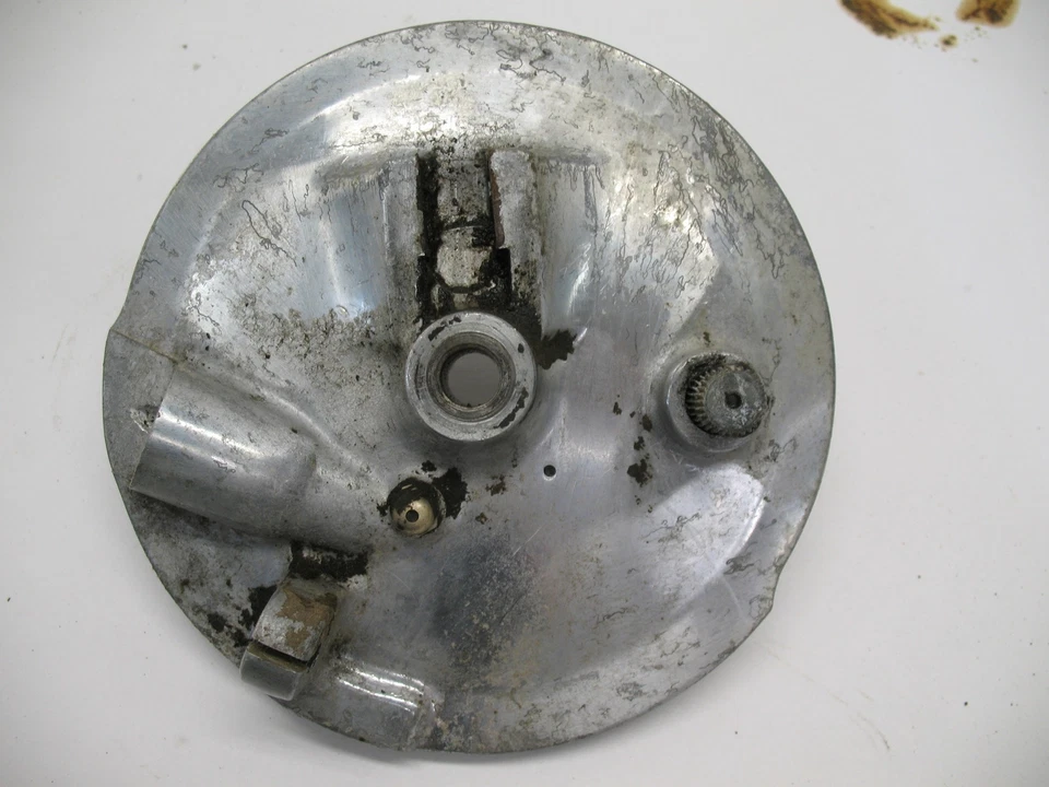 1969 YAMAHA L5 L 5 YL5 YL 5 100 FRONT BRAKE PANEL 122-25121-02-38 - Image 1 of 4