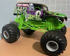 Grave Digger ? 4X Champion Edition ? 1:24 Scale Monster Truck ? Hot Wheels