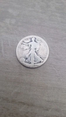 1920 Walking Liberty Half Dollar No Mint Mark Slick - Image 1 of 2