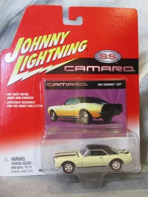 Johnny Lightning 1967 Chevrolet Camaro SS Z28 Yellow & Black  1:64 scale Diecast - Image 1 of 4