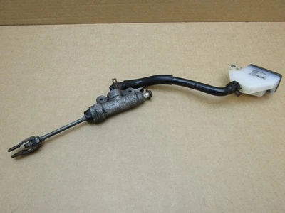 Cilindro maestro freno trasero Suzuki Inazuma 250 2016 9085 millas (15158) Foto 1 de 4