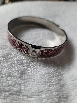 Coach Designer Classic 1/2" Signature C Pink Enamel Silver Plate bangle with bag Foto 1 de 4