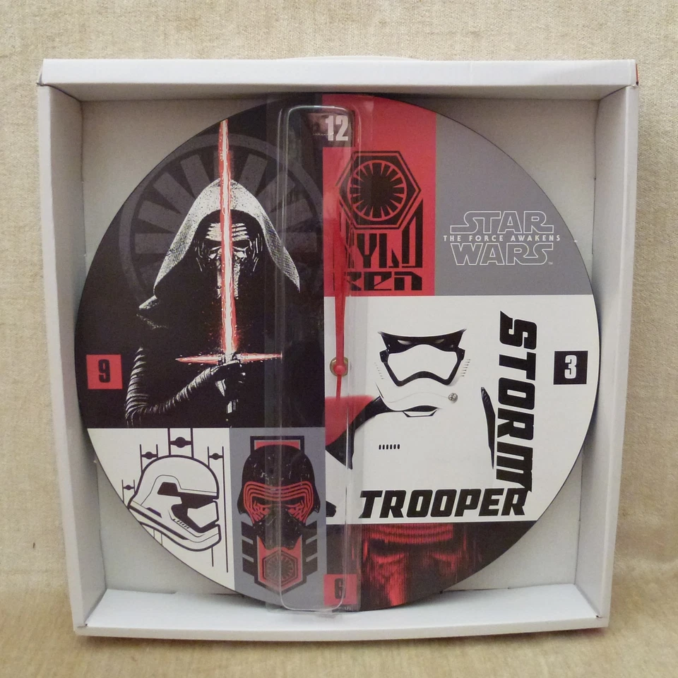 NUEVO Reloj Madera Star Wars El Despertar de la Fuerza 13.5"  Foto 1 de 1