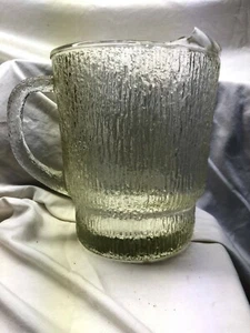Indiana Glas Kristall Eis Klar 64 Unzen Krug Lippen Strukturiert Baumrinde 7" hoch - Bild 1 von 5
