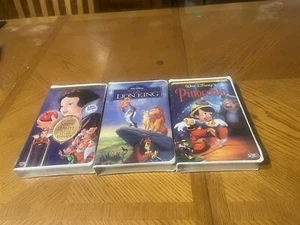 3 Sealed Disney VHS Snow White Platinum Pinocchio 60th Anniversary Lion King - Picture 1 of 3