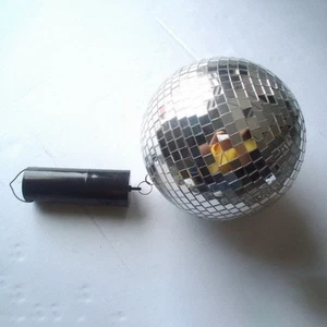 Moteur boule disco lumineux LED t??l??command?? parfait pour toutes occasions - Afbeelding 1 van 14