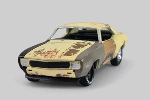 1969 CHEVY CAMARO RS Rare Diorama Collectible DieCast Model Car 1:64 LOOSE - Picture 1 of 8