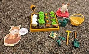 Li'l Woodzeez Garden Set Playset with Accessories and figure - Picture 1 of 6