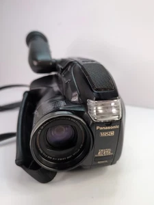 Panasonic Palmcorder Camcorder PV-L559D  VHSC Palmsight TESTED.  - Picture 1 of 7