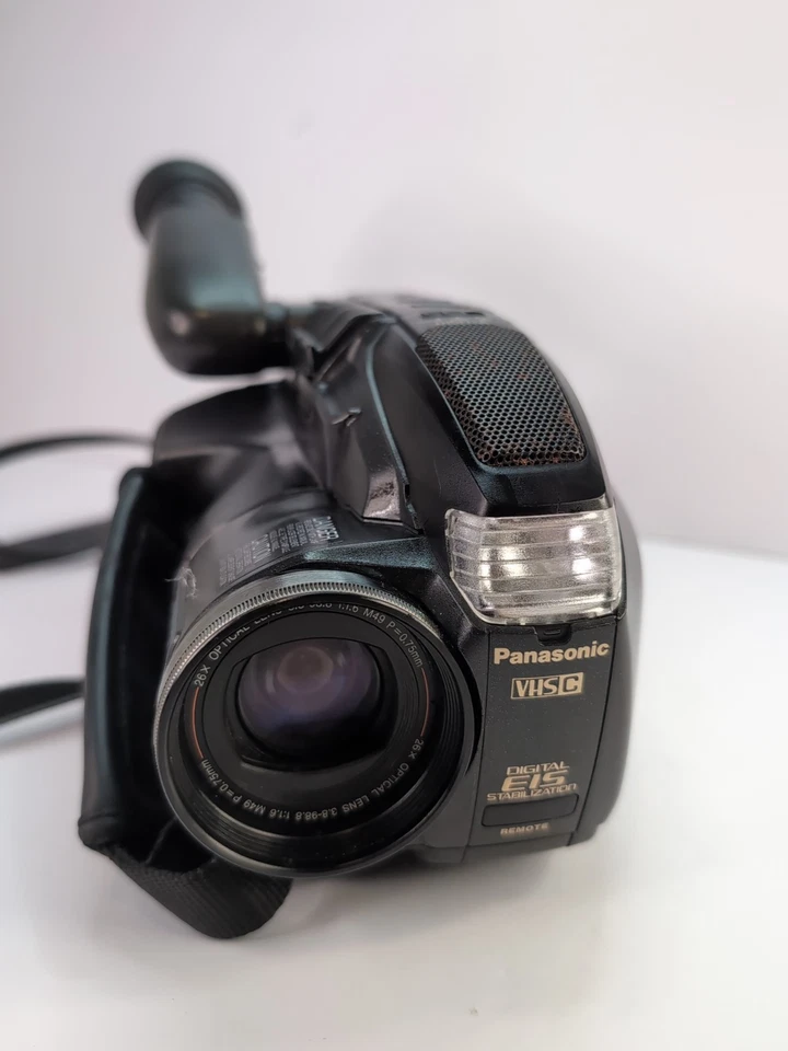 Panasonic Palmcorder Camcorder PV-L559D  VHSC Palmsight TESTED.  - Image 1 of 4