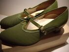 VINTAGE COMFORT FIRST FOOT-SO-PORT STEPETTES WOMAN SIZE 8.5 OLIVE GREEN