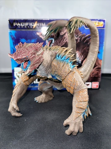 2018 BANDAI TAMASHII NATIONS SHRIKETHORN Pacific Rim: Uprising Figure W/BOX Cover