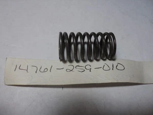 HONDA CA77 CA72 INNER VALVE SPRING 14761-259-010 NOS OEM - Picture 1 of 1