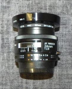 Nikon Nikkor AF 24 mm 1:2,8 Weitwinkel Objektiv lens Vollformat FX-Sensor D750 - Bild 1 von 9