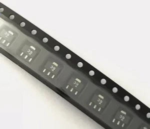 Amplificadores monolíticos InGaP HBT MMIC GALI-39+ SMT 5 PIEZAS DC - 7 GHz SOT-89 - Imagen 1 de 2