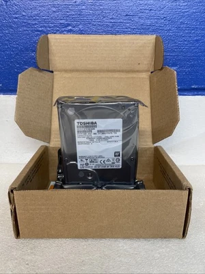 Toshiba 2TB DT01ACA200 SATA III 6Gb/s 7200rpm 3.5 Inch HDD New Sealed - Image 1 of 4