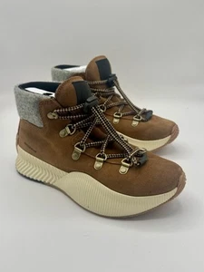 Sorel Kids Out N About Conquest wasserdichte Stiefel - Samt hellbraun, kreidefarben - Größe 4 - Bild 1 von 8