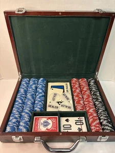 World Poker Tour WPT Poker Chip Set * Kirschholzkoffer* 400 Chips rot blau schwarz - Bild 1 von 13