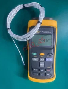FLUKE 1523 REFERENCE THERMOMETER W/ PROBE (FREE SHIPPING ) TESTED - Picture 1 of 4