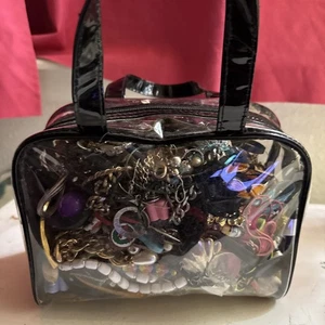 Vintage to Now Junk Jewelry W/ Bag for Crafting Art Tangled Broken Appr 8-10lb - Picture 1 of 4