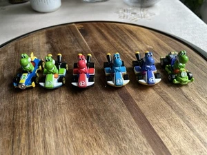 Hot Wheels Mario Kart Cars - Yoshi - Picture 1 of 3