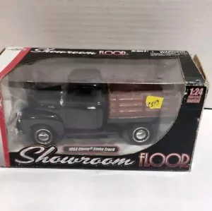 Jada Showroom 1953 Chevy Stake Truck 1:24 schwarz - Bild 1 von 7