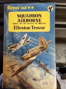 Libro de colección Great Pan Books Squadron aerotransportado de Elleston Trevor - Imagen 1 de 2