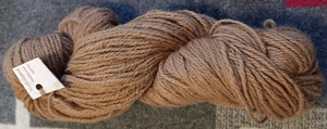 YARN Brown Hand Dyed 100% Wool 230 yards 4.7 ounces "Wooly Lizard" Natural Dye - Picture 1 of 4
