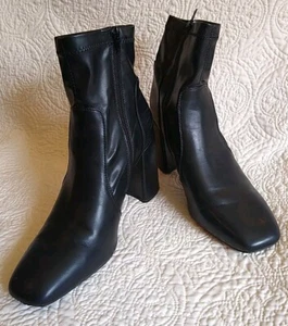 Madden Girl G-Whitney Faux Leather Boots 11m Block Heels Black Zipper - Picture 1 of 12