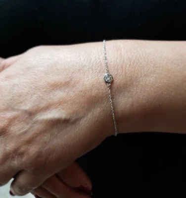 14Kt Gold 0.20 Ct Genuine Natural Diamond Bezel Bracelet - Image 1 of 4