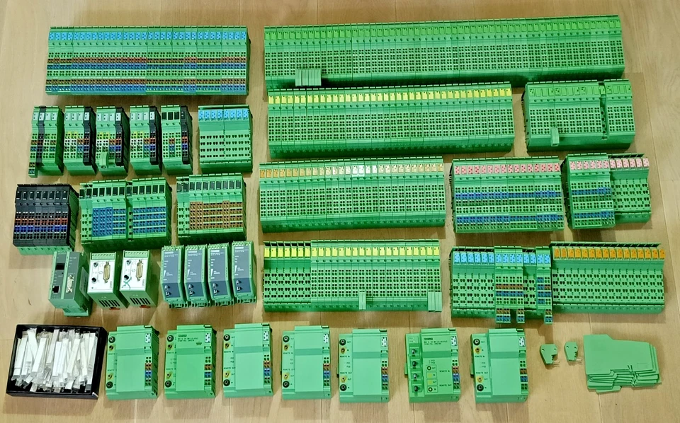 Konvolut Phoenix Contact IB Interbus, SPS Module, Eingang- Ausgang, CPUs etc. - Bild 1 von 4