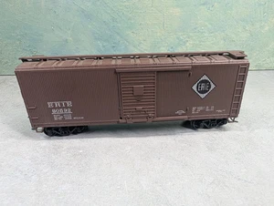 USED Athearn HO Scale 40' Wooden Box Car Erie #60592 Read Description - Picture 1 of 6