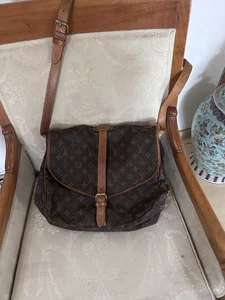 Louis Vuitton Umhänge Tasche Unisex In Zürich gekauft Wie Neu ! Nie oft benutzt  - Bild 1 von 24