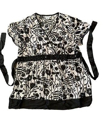 Motherhood Maternity Short Sleeve Top/Blouse - Size Large - Nursing Friendly - Image 1 of 4