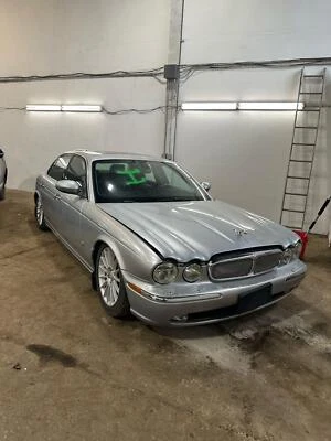 04 05 06 07 Antena JAGUAR XJ8 Foto 1 de 4