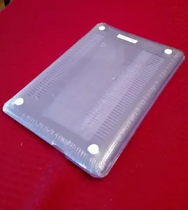 eForCity Hartschalenhülle transparent lila kompatibel mit 13 Zoll Macbook Pro - Bild 1 von 2