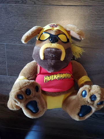 2002 WWE Store Exclusive Hulk Hogan Hulkamania 10" Plush Bear The Idea Factory Cover