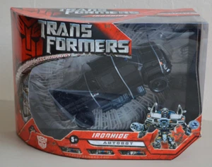 2006 Hasbro - Transformers Movie Figure: Autobot Ironhide (Voyager Class) New - Picture 1 of 7