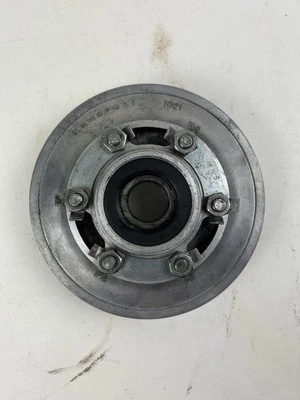 1982 Kawasaki CSR750 M1 Twin Rueda Trasera Piñón Hub Foto 1 de 4