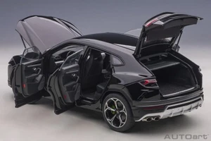 AUTOart Lamborghini Urus 2018  Nero Noctis 1:18 79165 - Zdjęcie 1 z 1